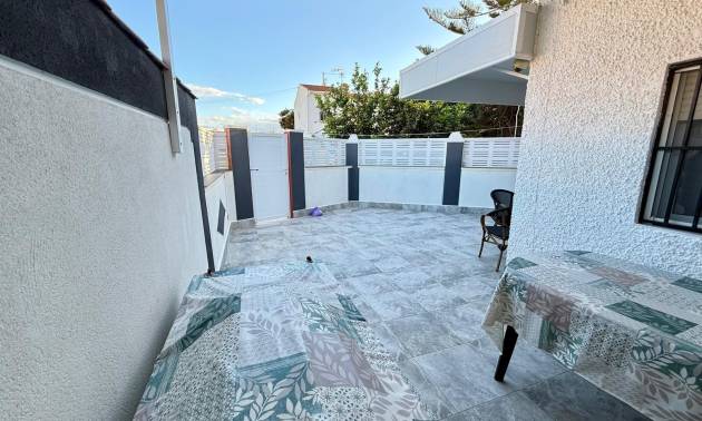 Sale - Bungalow - Torrevieja - La Siesta - El Salado - Torreta