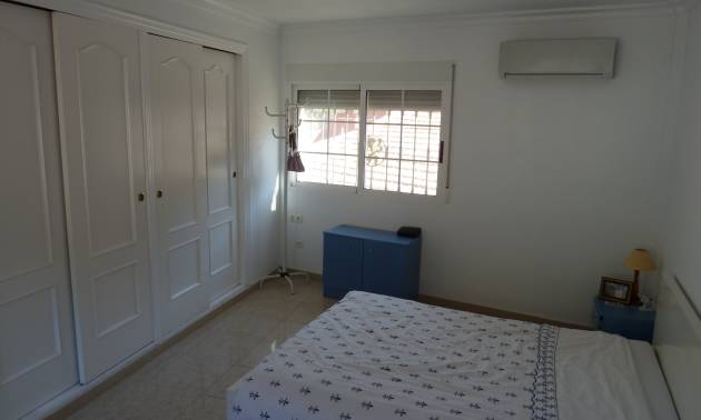 Bestaande woningen - Halfvrijstaand - Rojales