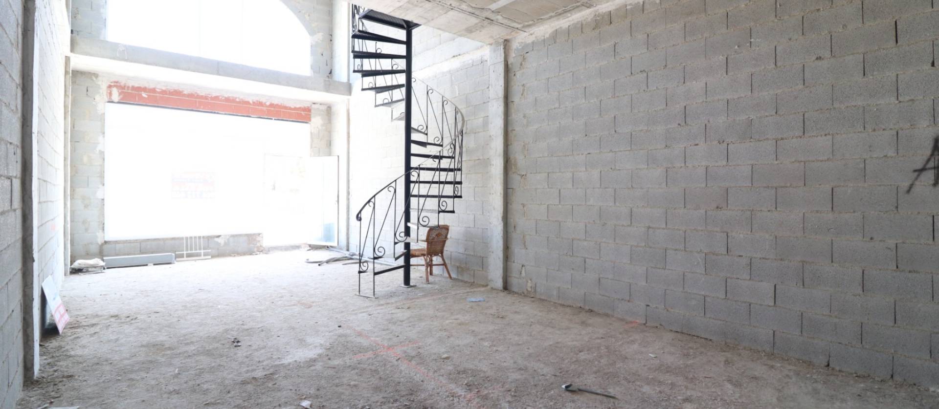 Revente - Commercial - Benimar