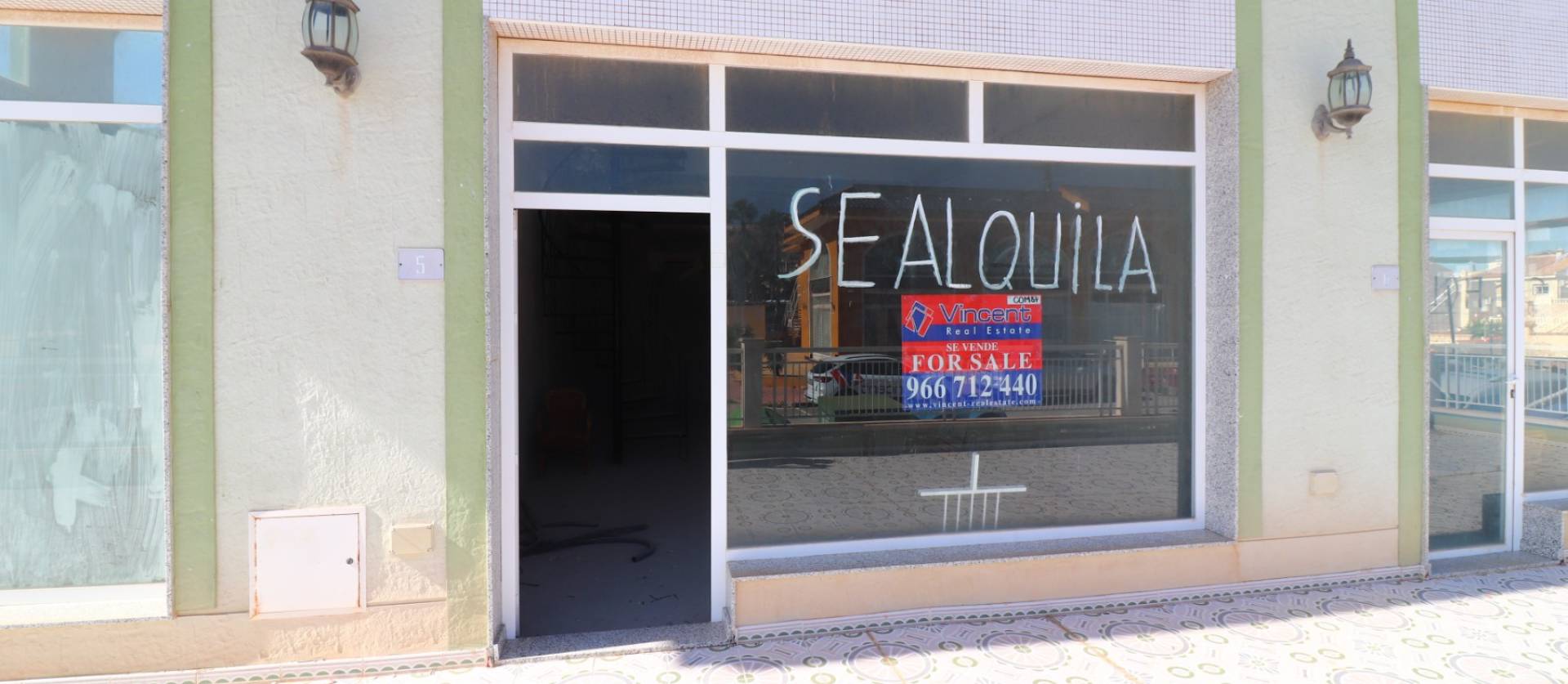 Revente - Commercial - Benimar