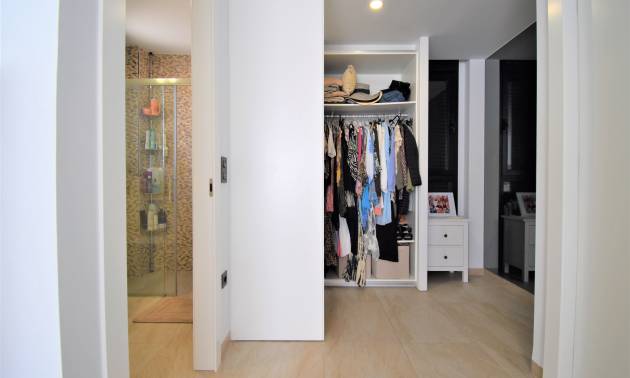 Revente - Villa - Orihuela Costa