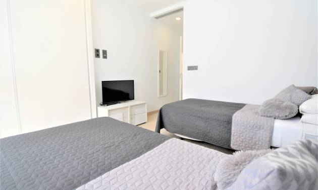 Revente - Villa - Orihuela Costa