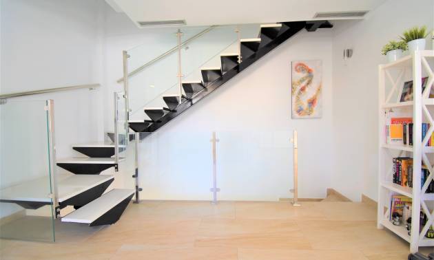 Revente - Villa - Orihuela Costa