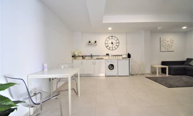 Revente - Villa - Orihuela Costa