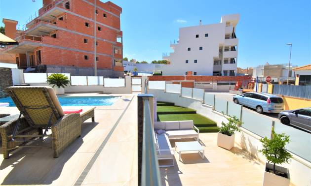 Revente - Villa - Orihuela Costa
