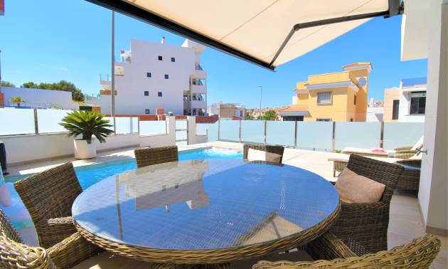 Revente - Villa - Orihuela Costa