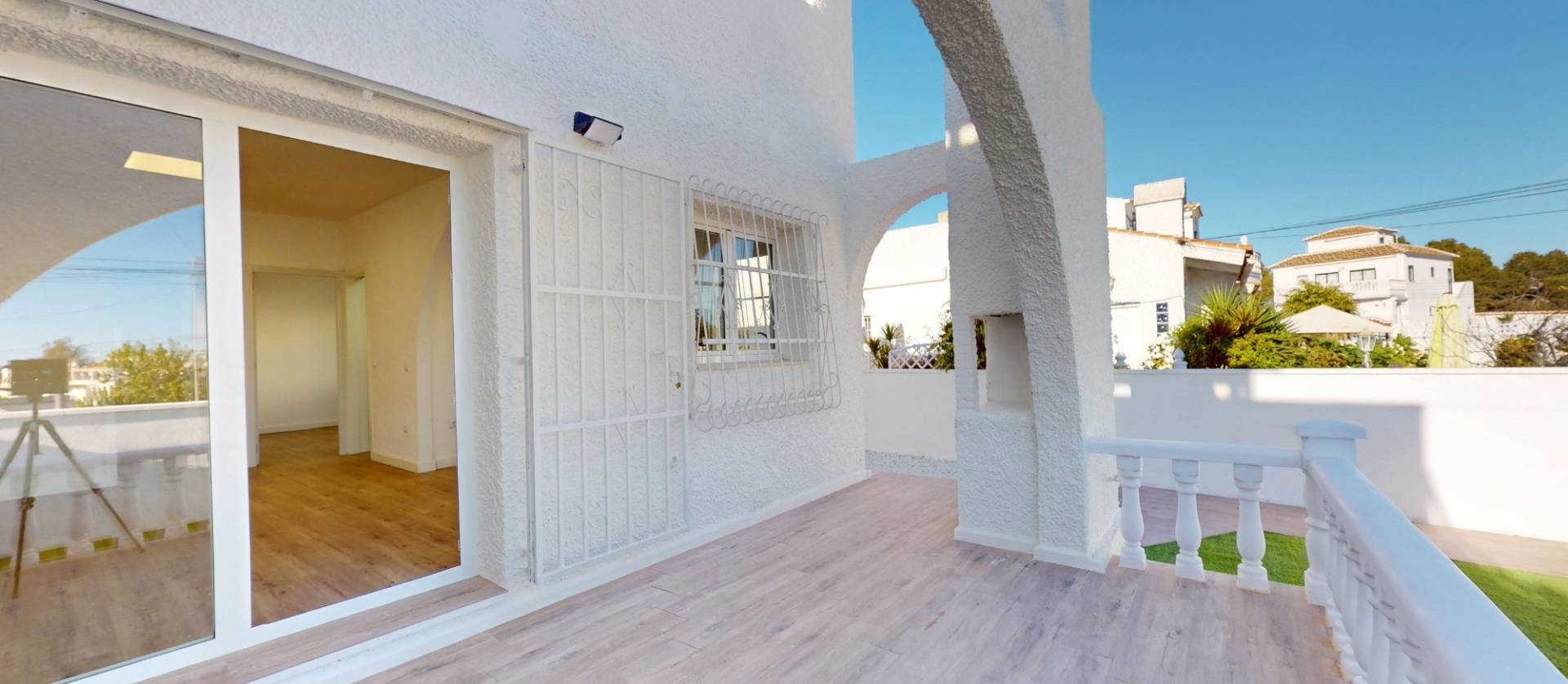 Sale - Bungalow - Orihuela Costa