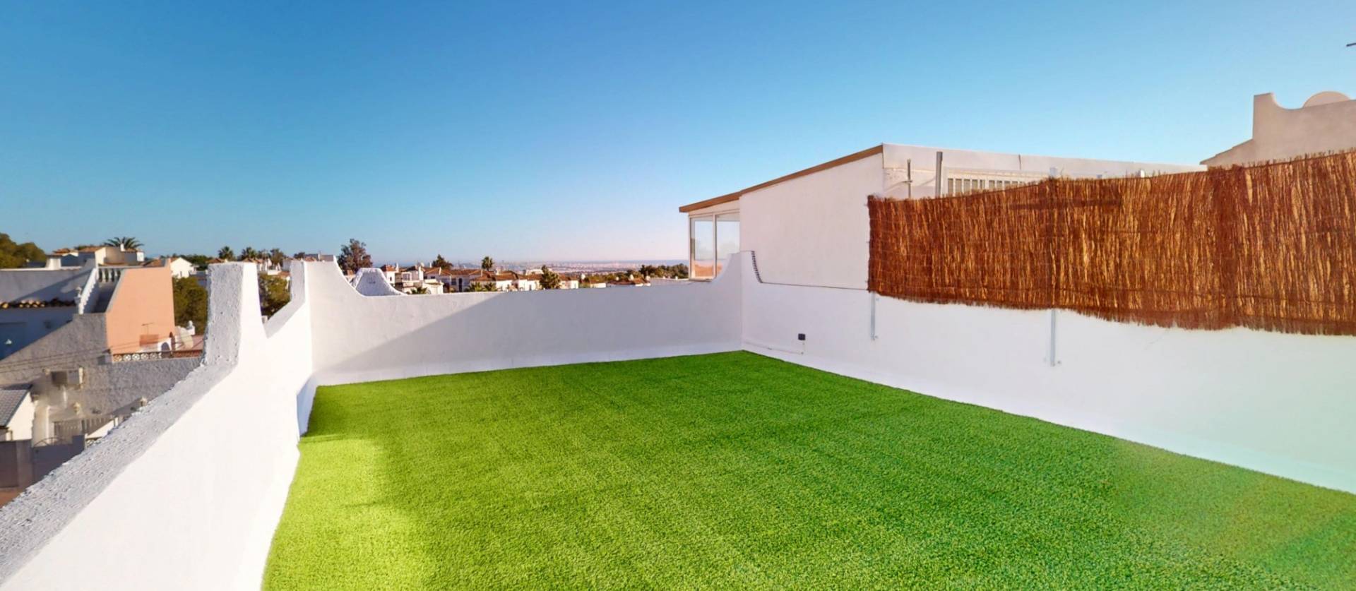 Sale - Bungalow - Orihuela Costa