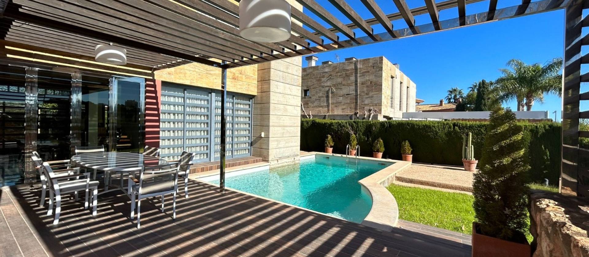 Revente - Villa - Orihuela Costa