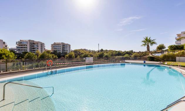 Revente - Apartment - Orihuela Costa - Villamartín