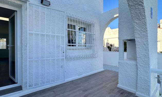 Sale - Bungalow - Orihuela Costa - Las Filipinas