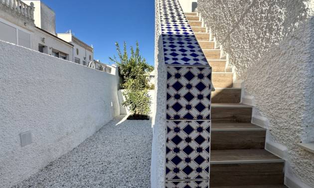 Sale - Bungalow - Orihuela Costa - Las Filipinas