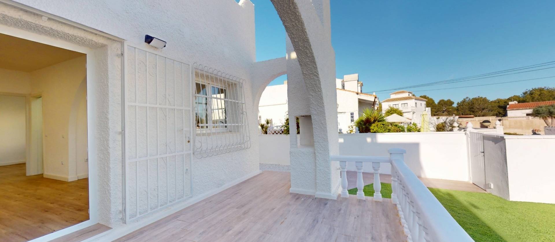 Sale - Bungalow - Orihuela Costa - Las Filipinas