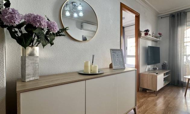 Revente - Apartment - Torrevieja