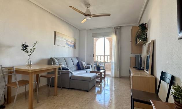 Sale - Apartment - Torrevieja - El Molino