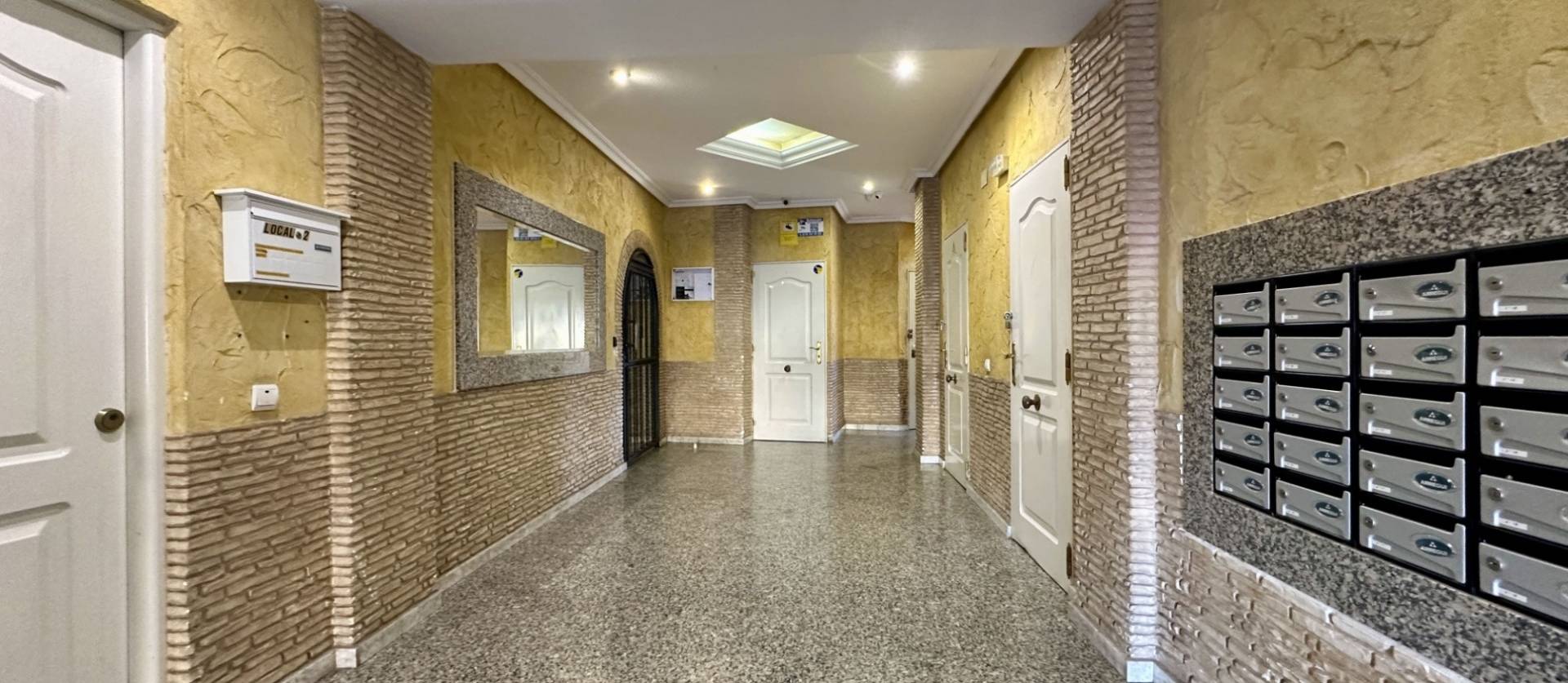 Sale - Apartment - Torrevieja - El Molino