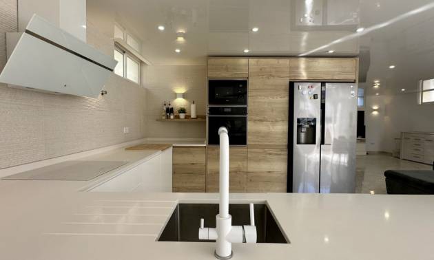 Sale - Villa - Orihuela Costa - Los Altos