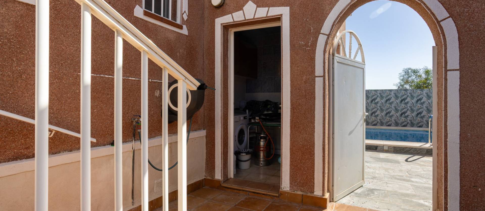 Sale - Villa - Torrevieja - Urbanización San Luis