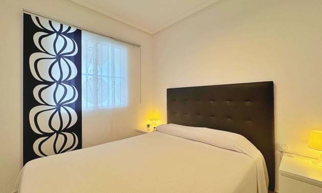 Sale - Apartment - Torrevieja - La Mata