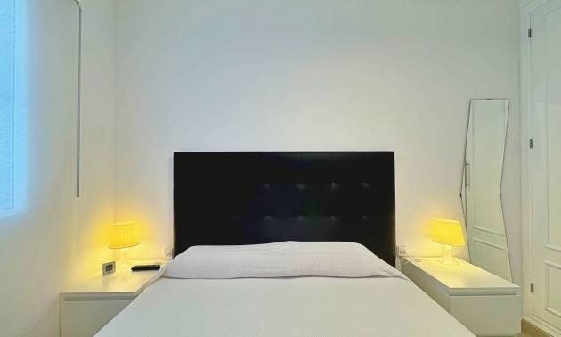 Sale - Apartment - Torrevieja - La Mata