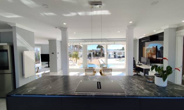 Sale - Villa - El Mudamiento