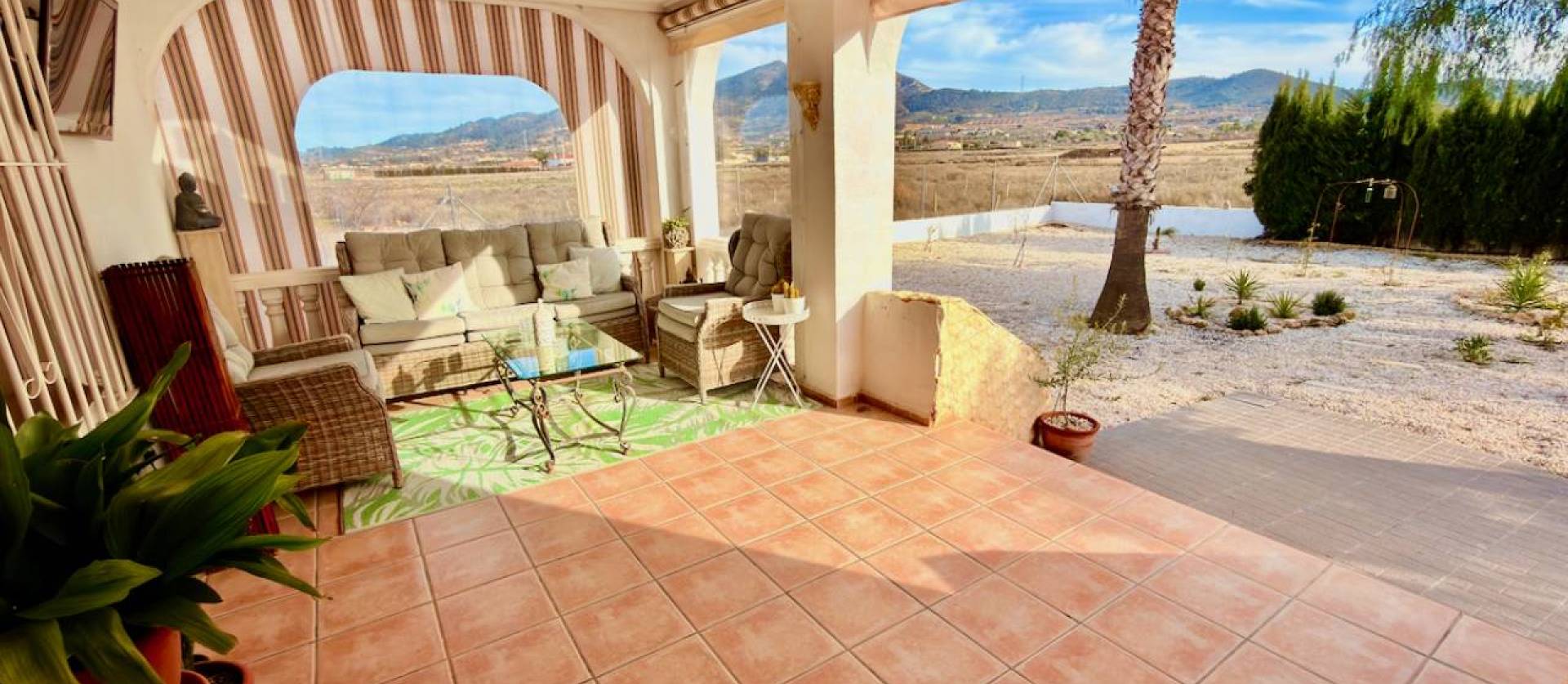 Sale - Villa - Hondón de las Nieves