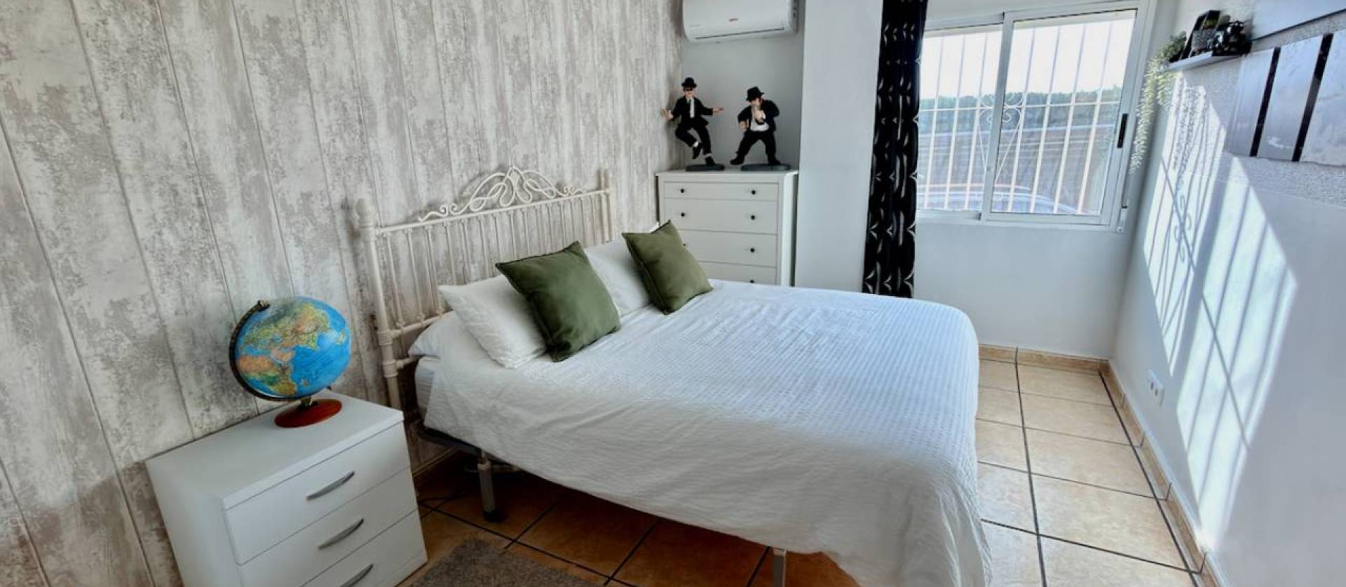 Sale - Villa - Hondón de las Nieves