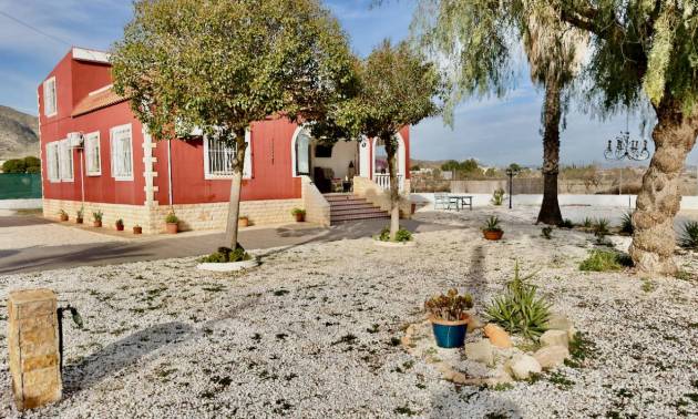 Sale - Villa - Hondón de las Nieves