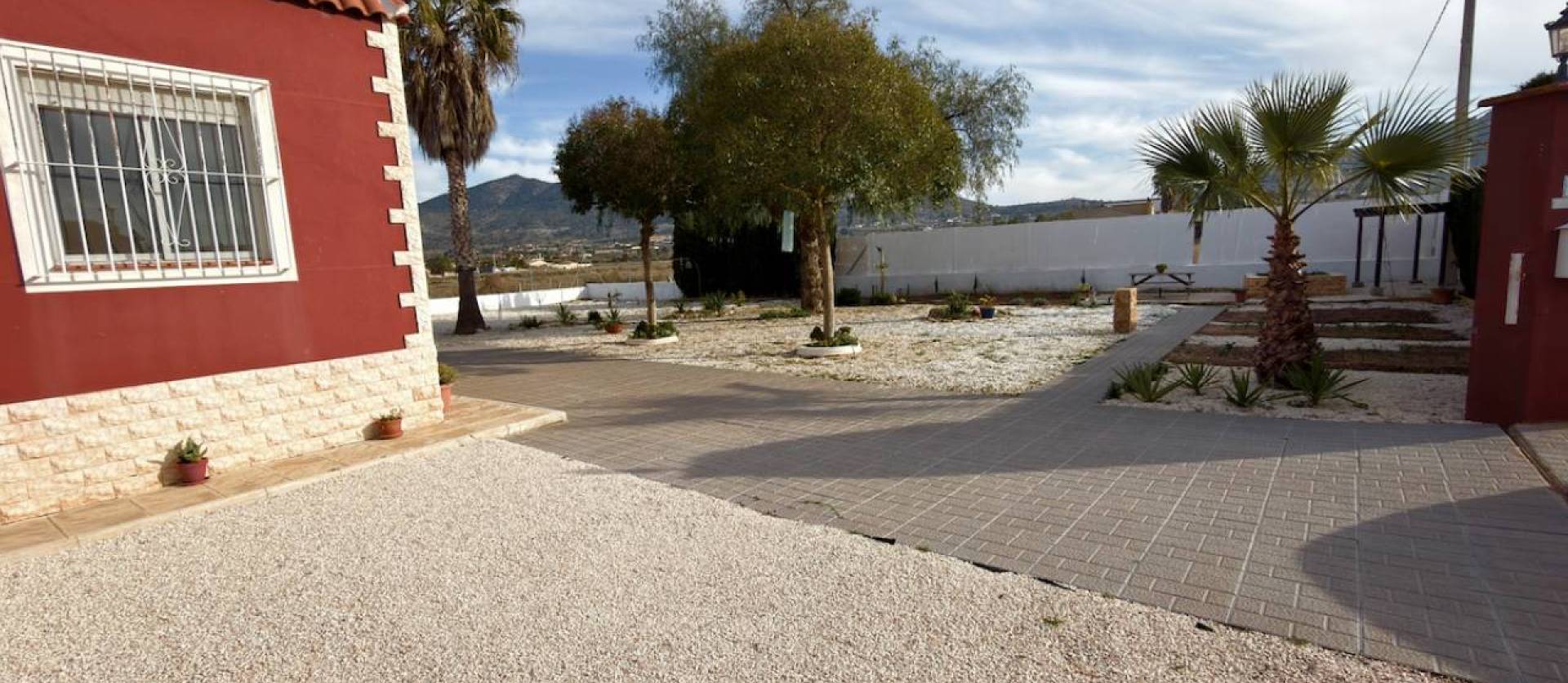 Sale - Villa - Hondón de las Nieves