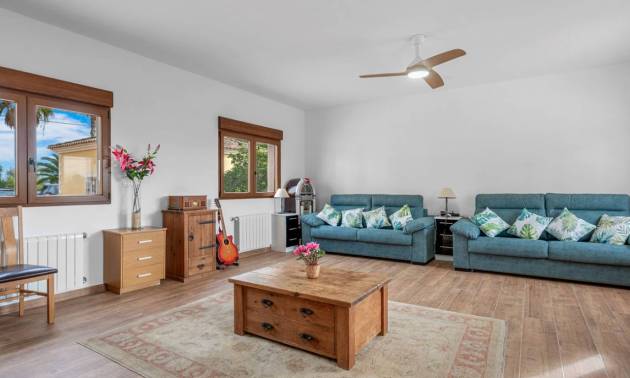 Sale - Villa - Orihuela