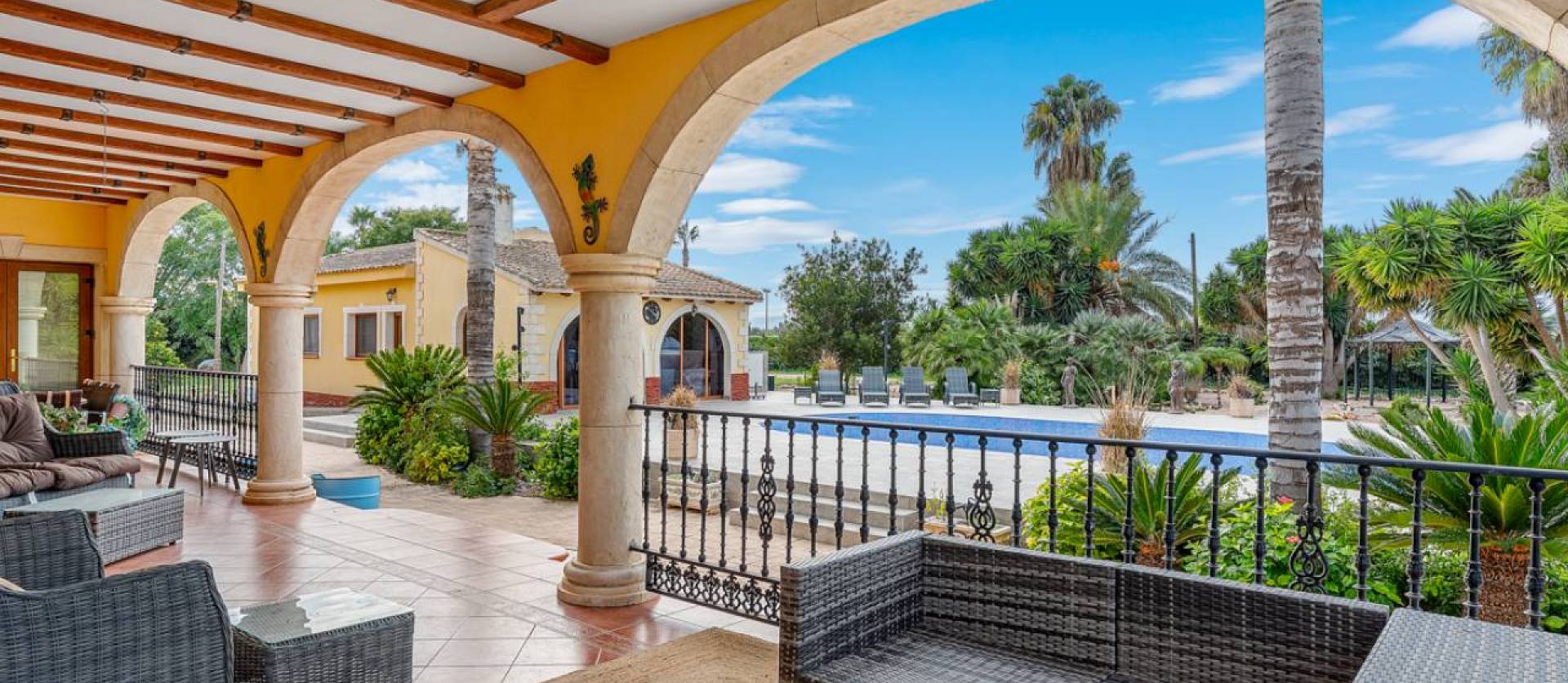 Sale - Villa - Orihuela