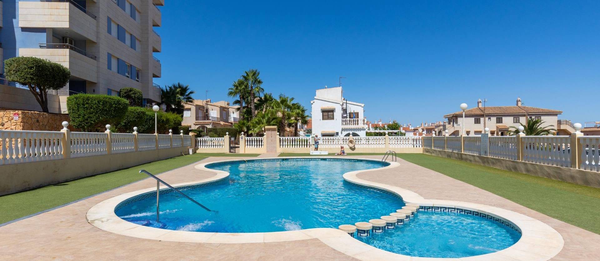 Sale - Villa - Torrevieja - Torreblanca