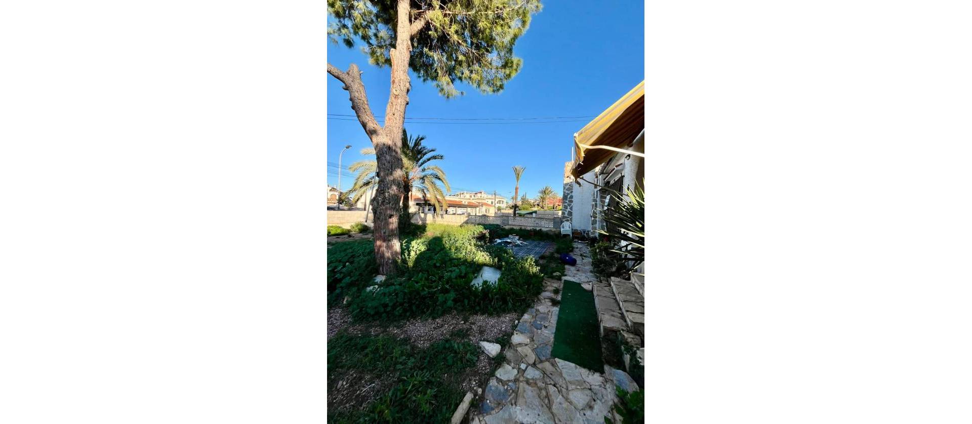 Sale - Villa - Torrevieja - Aguas Nuevas