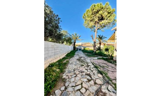 Sale - Villa - Torrevieja - Aguas Nuevas