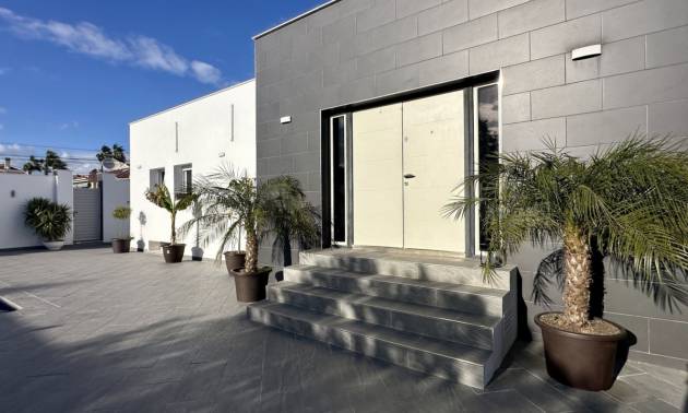 Sale - Villa - Rojales - Ciudad Quesada