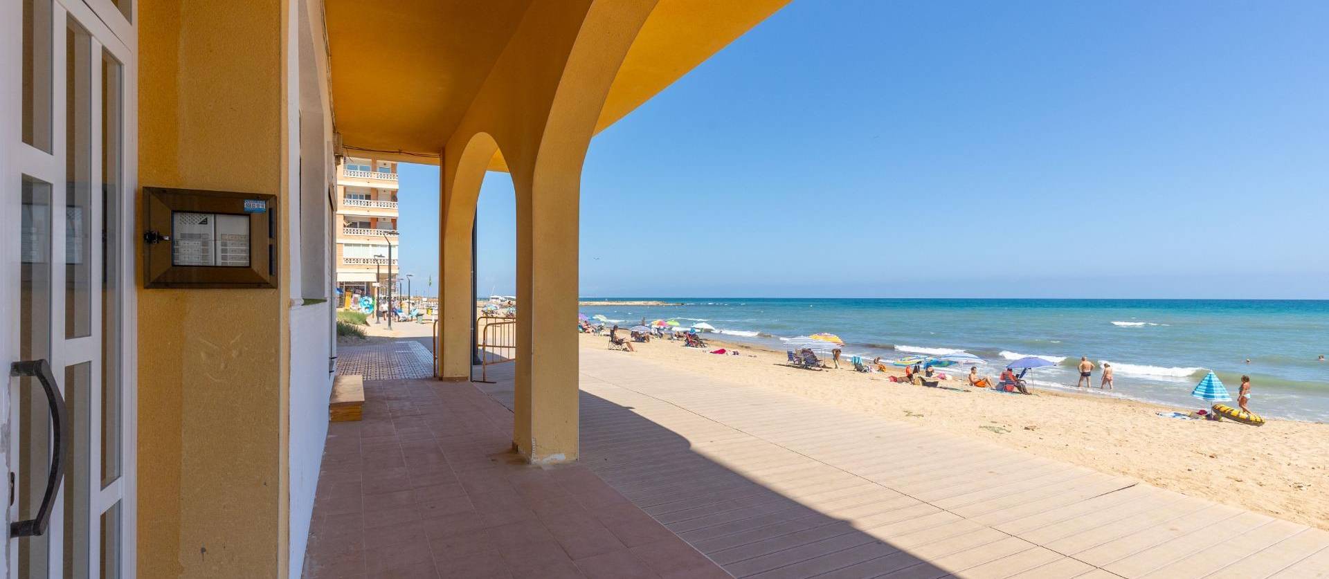 Sale - Apartment - Torrevieja - La Mata pueblo