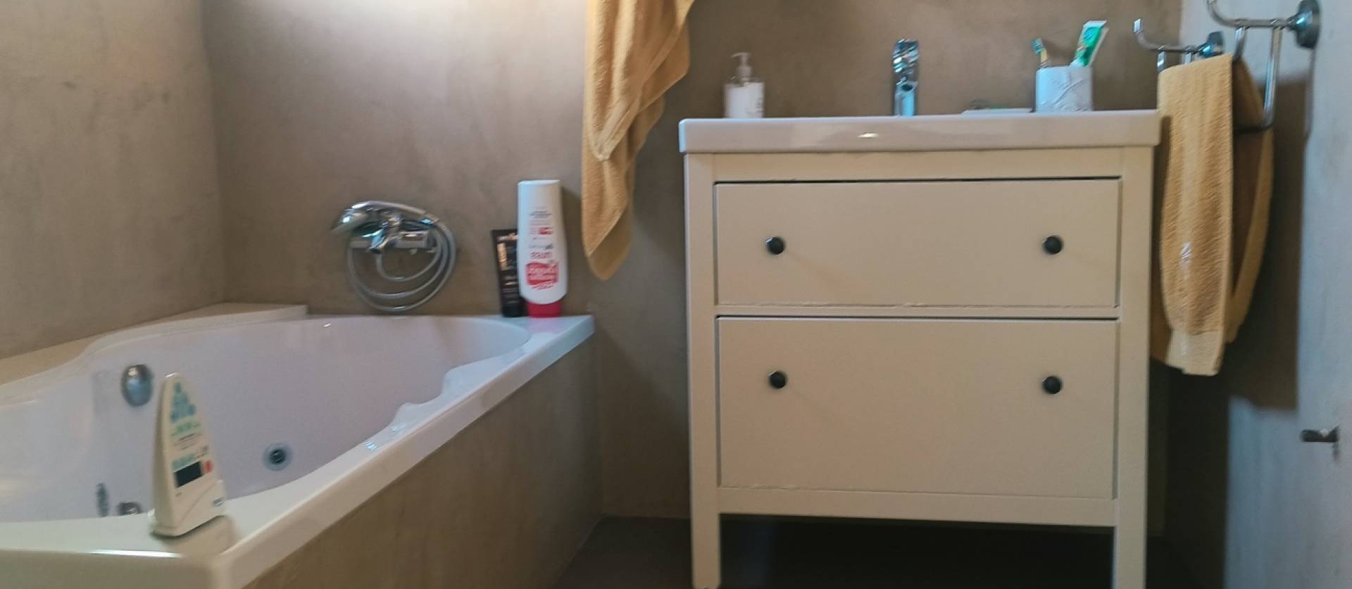 Sale - Townhouse - Roldan