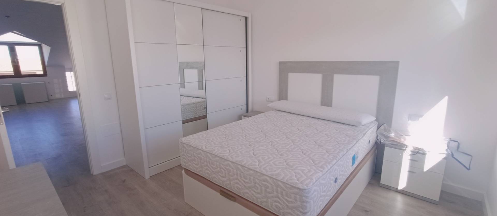 Sale - Townhouse - Roldan