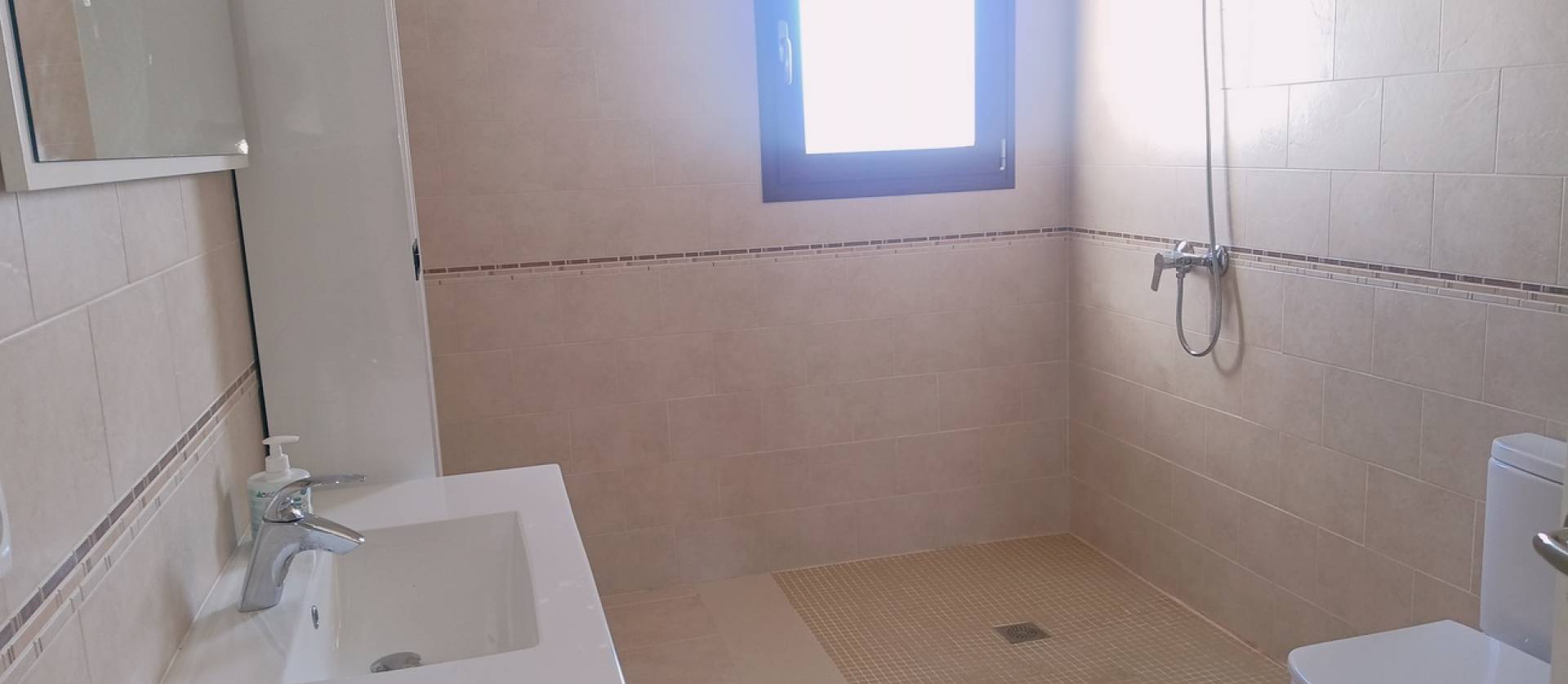 Sale - Townhouse - Roldan