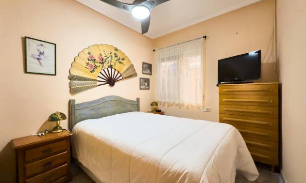 Sale - Ground Floor - Torrevieja - La Mata pueblo