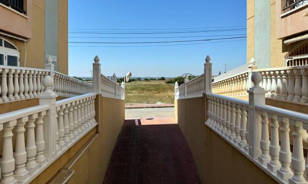 Sale - Ground Floor - Torrevieja - La Mata pueblo