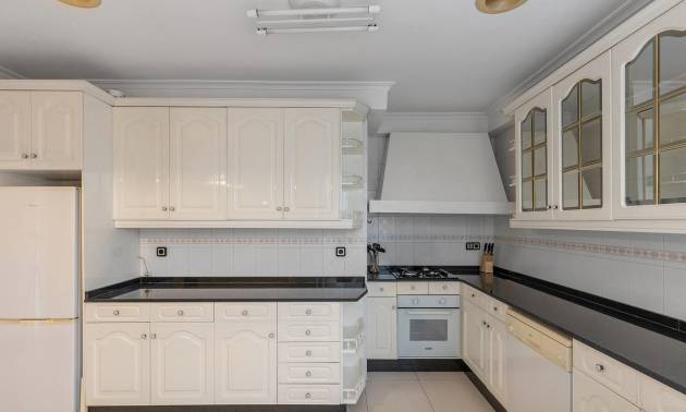 Bestaande woningen - Appartment - Torrevieja - Paseo maritimo