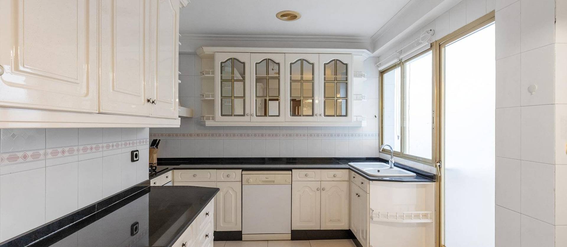 Bestaande woningen - Appartment - Torrevieja - Paseo maritimo