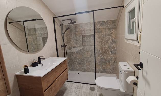 Venta - Villa - Canadas de San Pedro