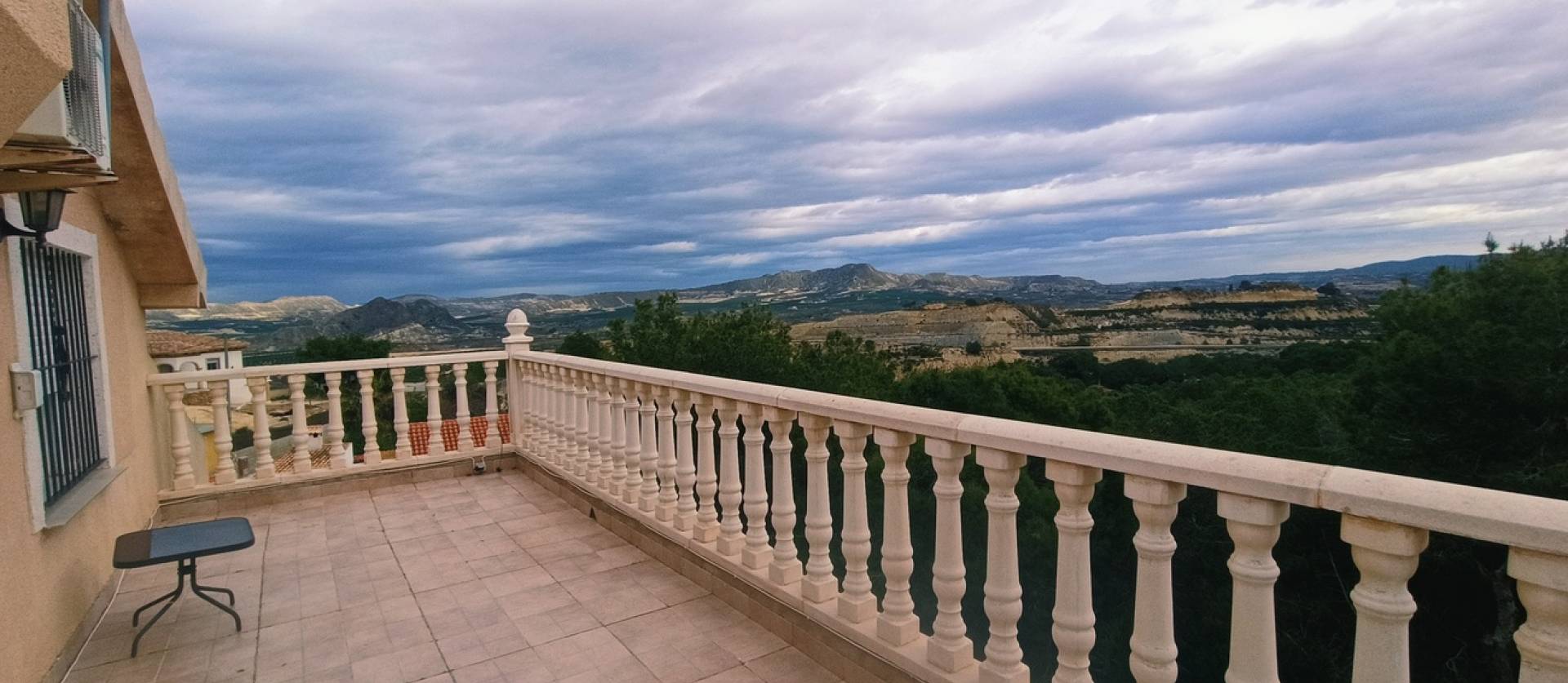 Sale - Villa - Canadas de San Pedro