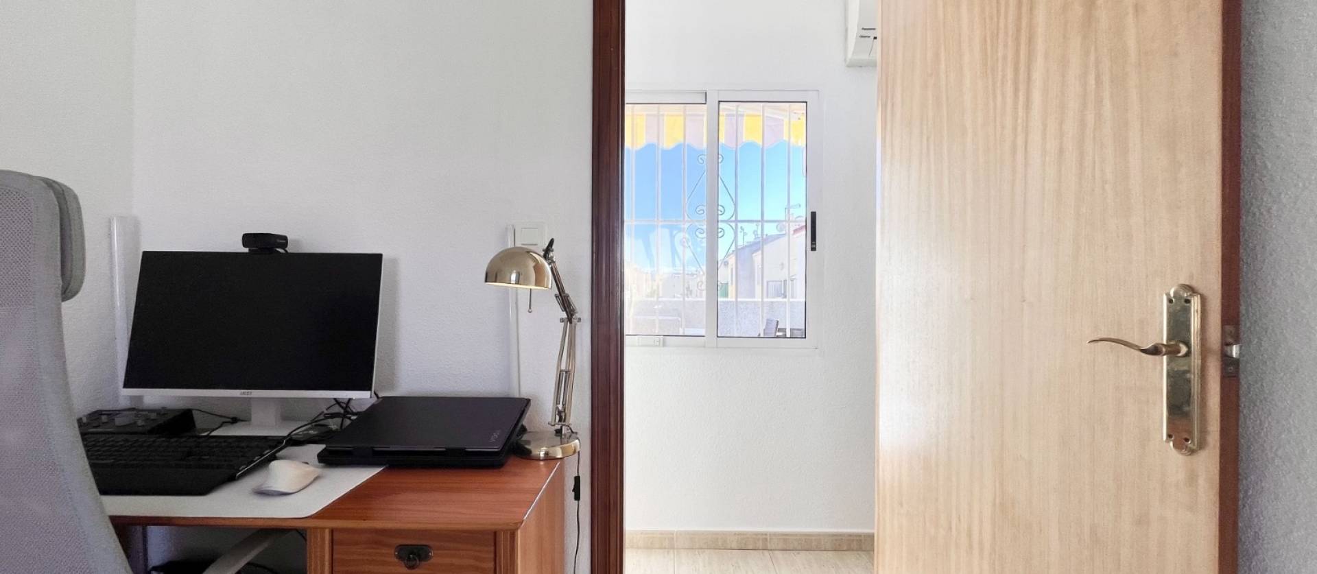 Sale - Townhouse - Torrevieja - La Siesta - El Salado -  Torreta