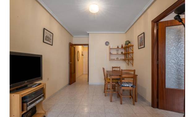 Sale - Apartment - Torrevieja - Centro