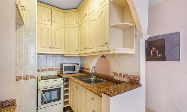 Sale - Apartment - Torrevieja - Centro - Muelle Pesquero