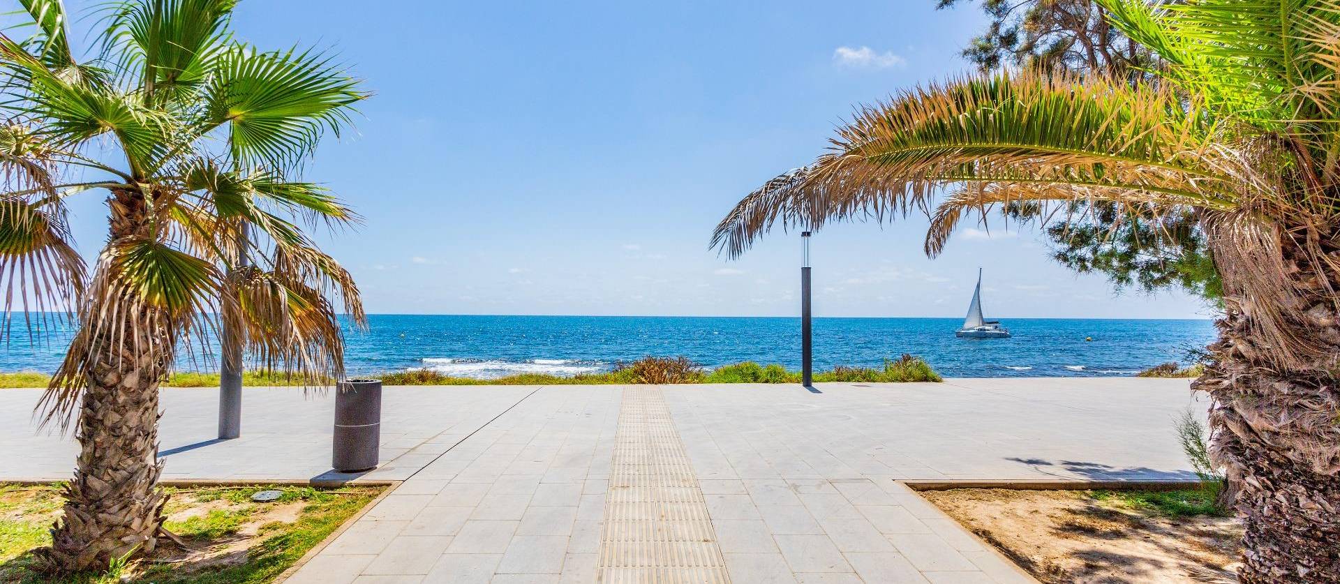 Sale - Apartment - Torrevieja - Centro - Muelle Pesquero
