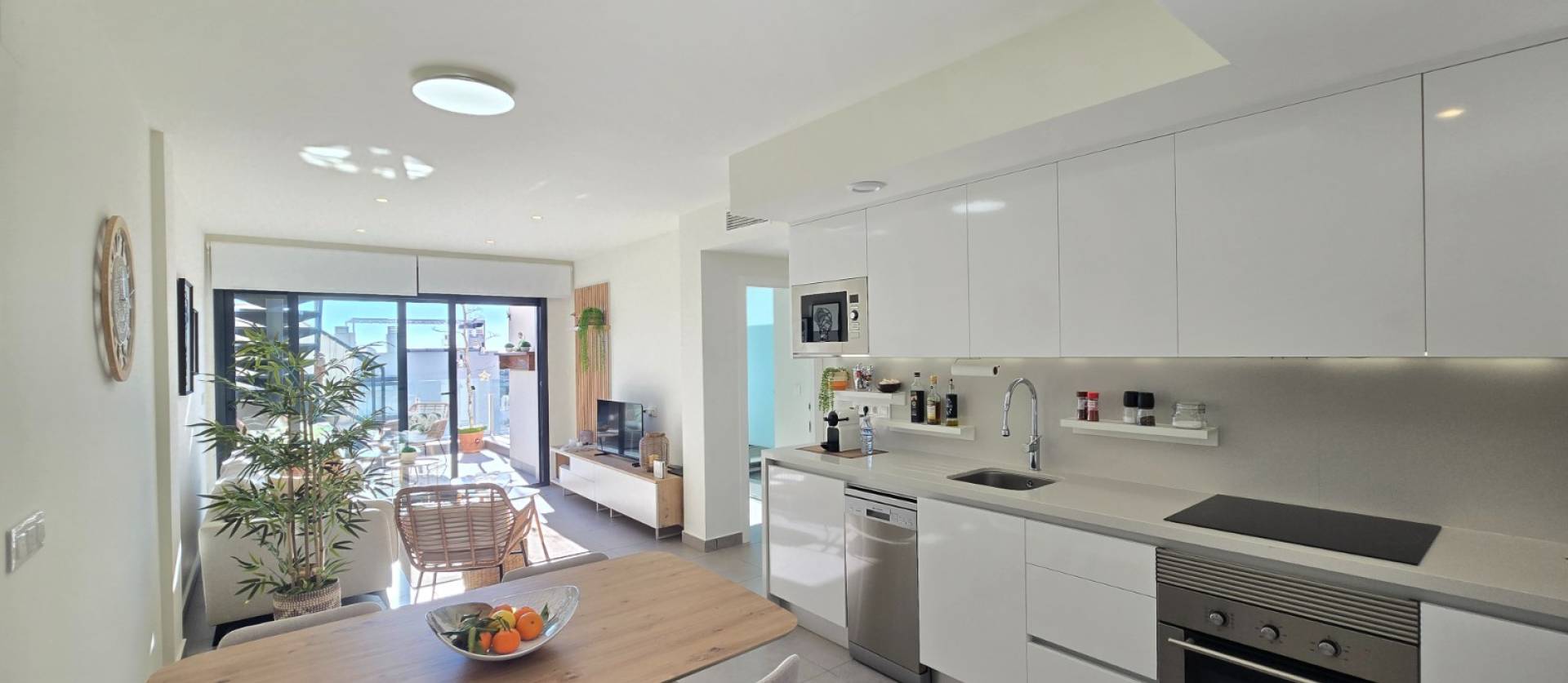 Sale - Apartment / Flat * - Orihuela Costa - Villamartín *